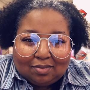 Meet your Posher, Sharon